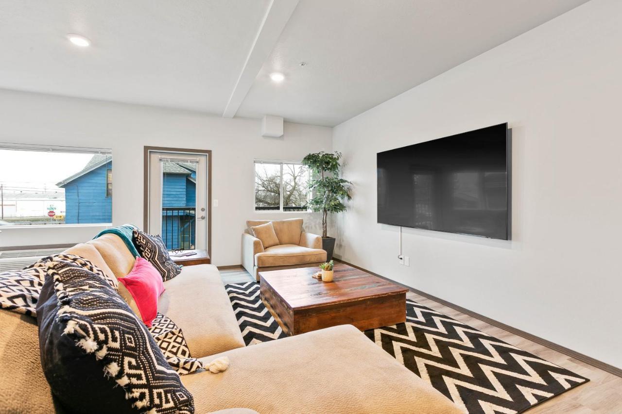 Huge-Fun-Trendy Apt By Perry District & Downtown سبوكين المظهر الخارجي الصورة