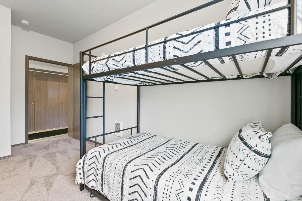 Huge-Fun-Trendy Apt By Perry District & Downtown سبوكين المظهر الخارجي الصورة