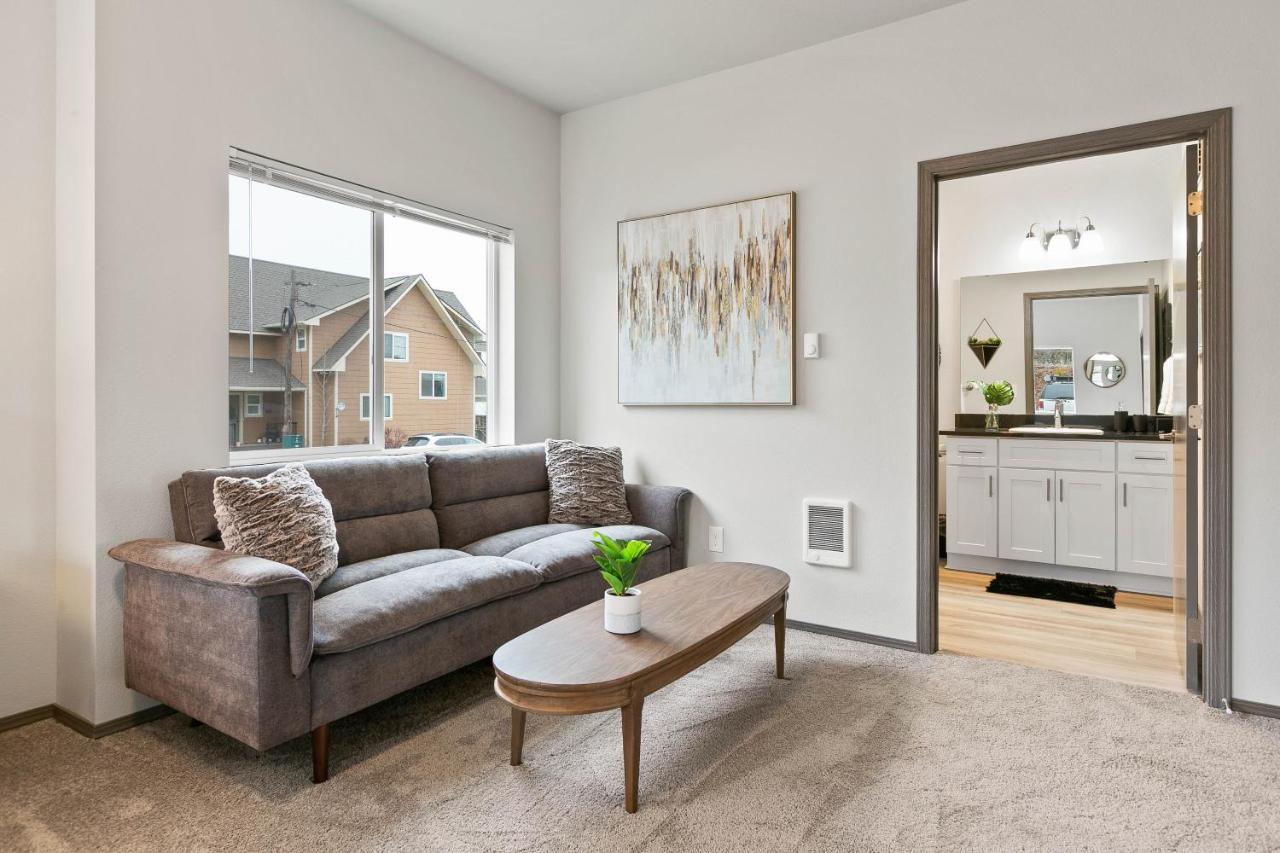 Huge-Fun-Trendy Apt By Perry District & Downtown سبوكين المظهر الخارجي الصورة