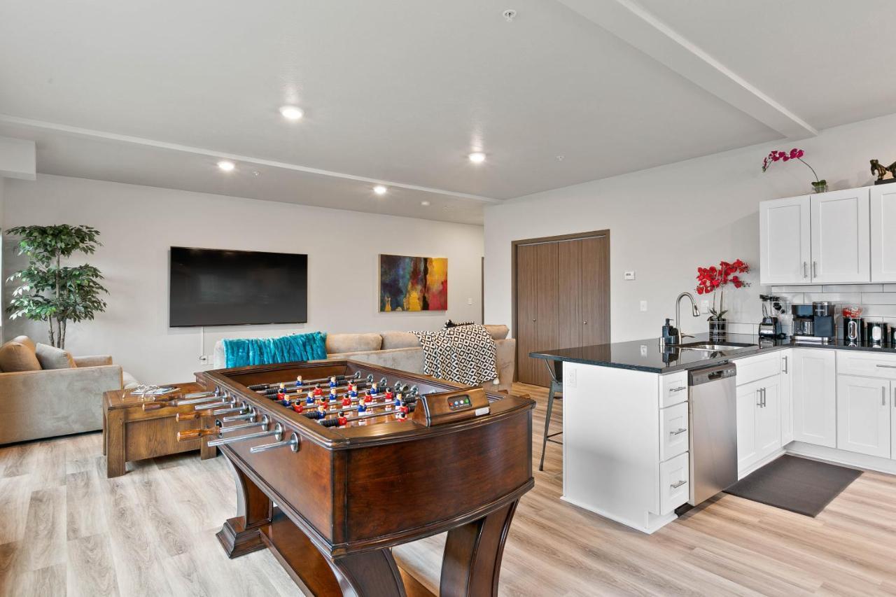 Huge-Fun-Trendy Apt By Perry District & Downtown سبوكين المظهر الخارجي الصورة